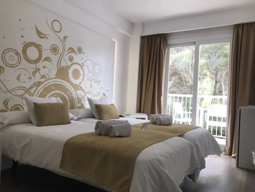 R2 Bahia Cala Ratjada 4*-6