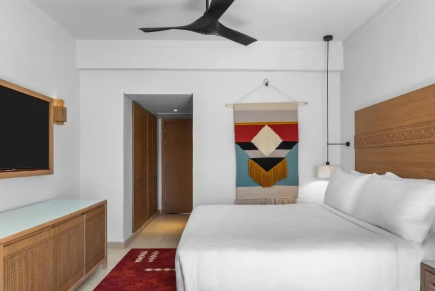 DOUBLETREE BY HILTON SHARM BAY RESORT BEACH SIDE  4*-140