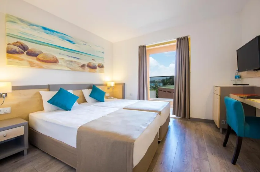 AQI PEGASOS CLUB  4*-16