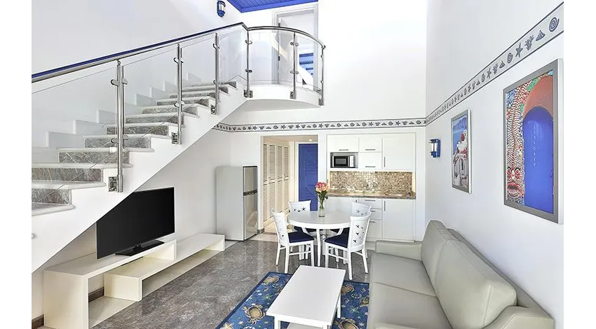 HILTON PLAZA HURGHADA  5*-7