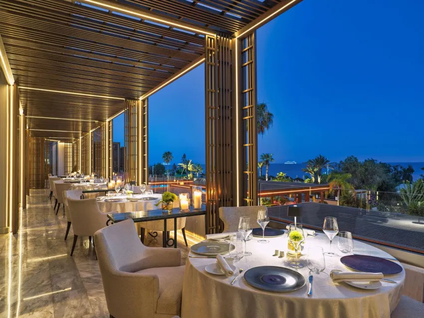 Four Seasons 5*-36