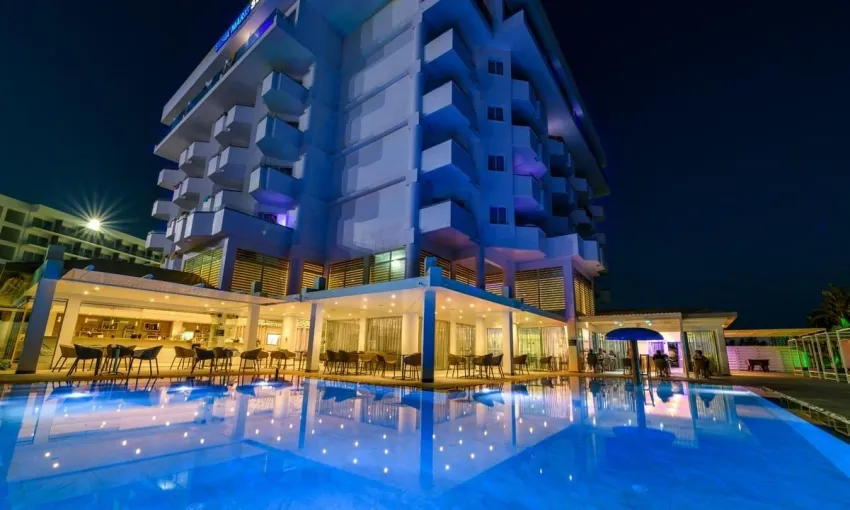 Tasia Maris Sands Adults Only 4*-16