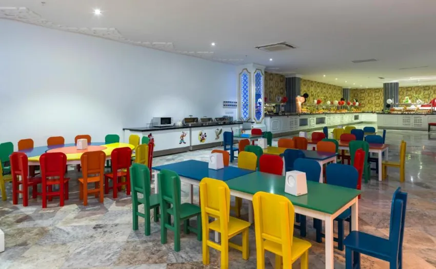 SULTAN OF DREAMS  5*-29