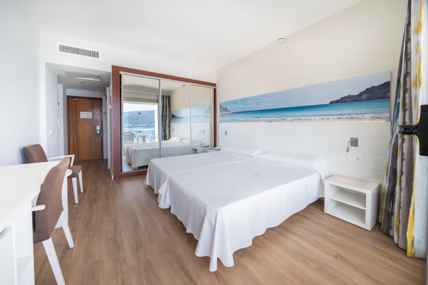 Seramar Comodoro Playa 4*-92