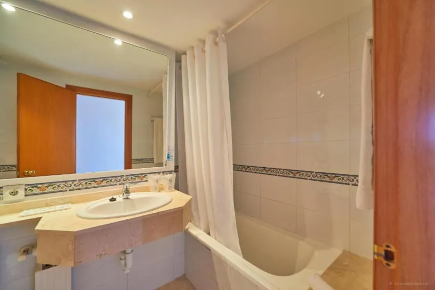 Cabot Cala Ferrera 4*-10