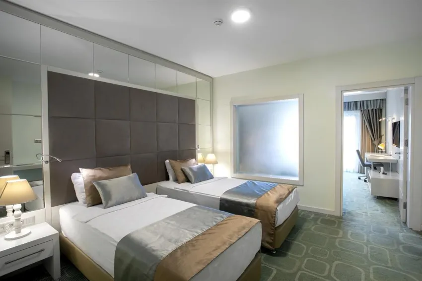 HORUS PARADISE LUXURY RESORT  5*-8