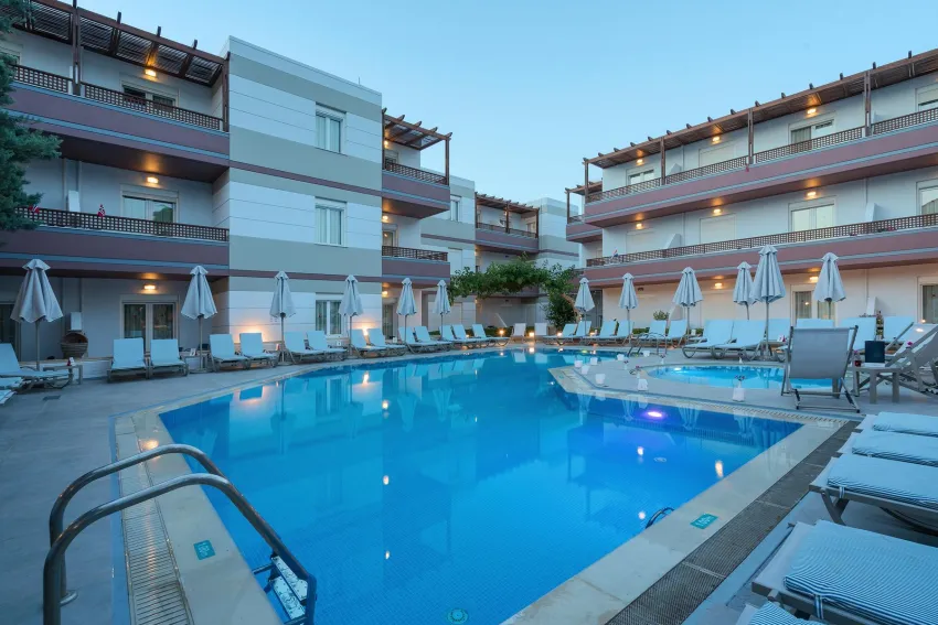 Summer Dream Hotel Apartments 3*-3