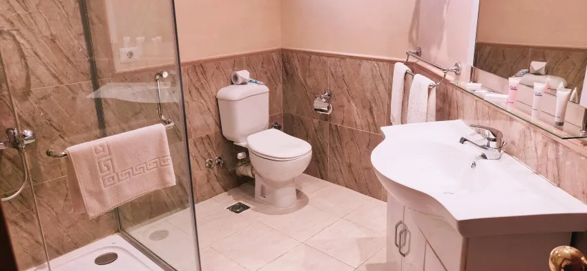 Sky View Suites Hotel 3*-4