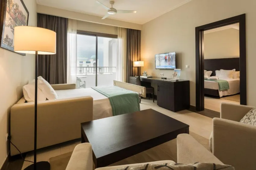 CONCORDE GREEN PARK  5*-38