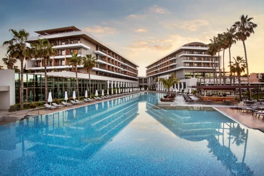 Acanthus & Cennet Barut Collection 5*-2