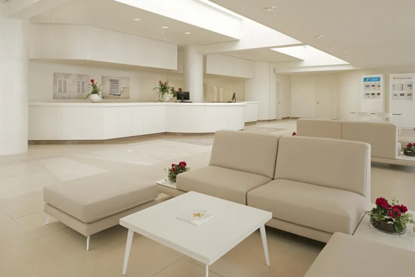 Iberostar Waves Cristina 4*-8