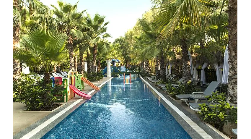 DELPHIN PALACE  5*-8