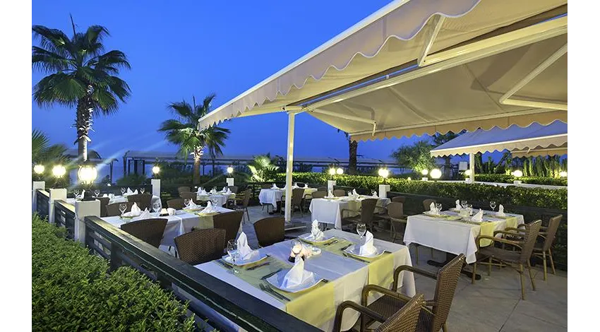 CRYSTAL FAMILY RESORT & SPA  5*-19