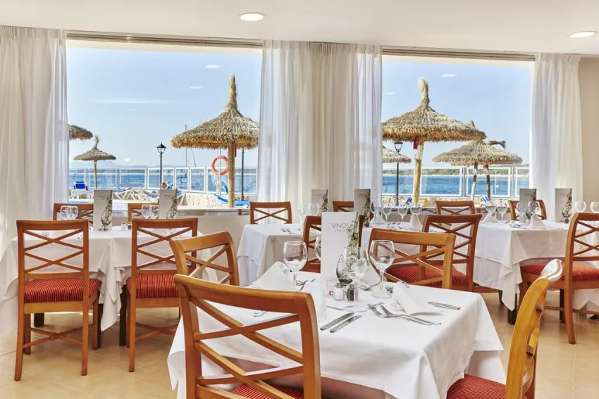 Universal Casa Marquesa 3*-20