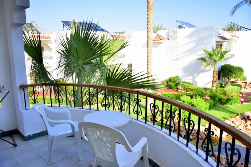Dive Inn Resort 3*-12