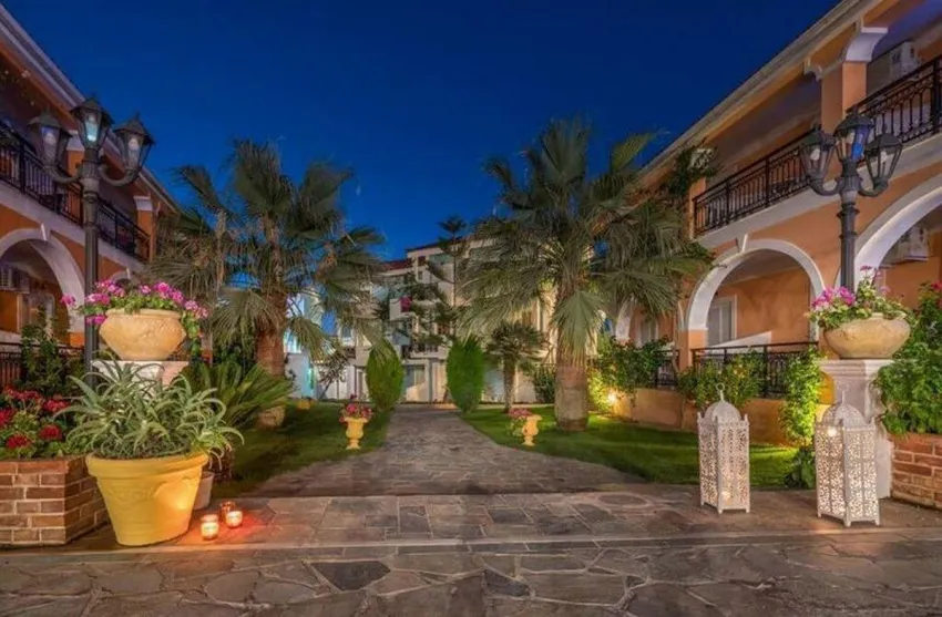 The Dream Hotel- To Oniro 3*-3