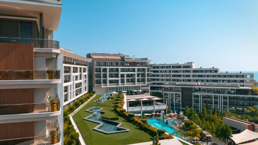 THE SENSE DELUXE HOTEL  5*-110