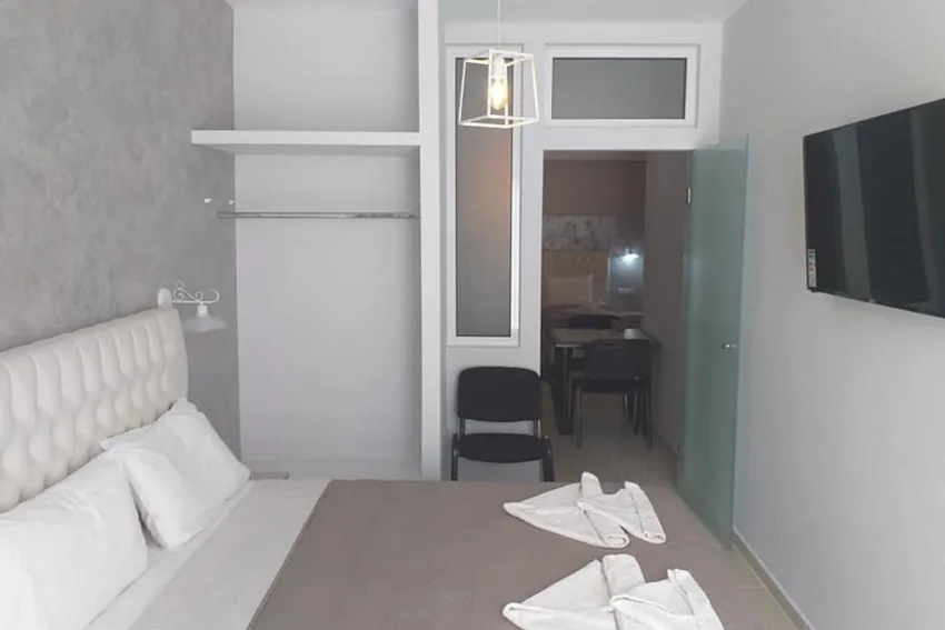 Labyrinth Hotel 2*-10