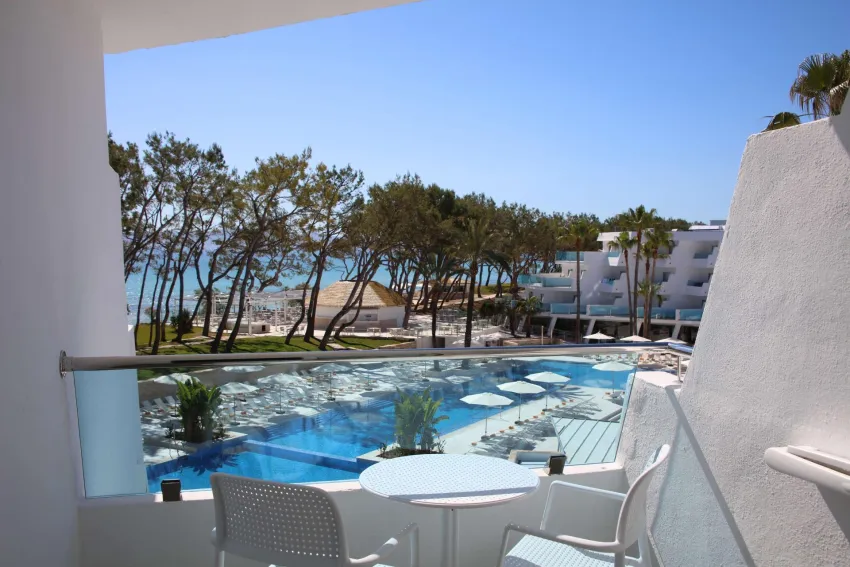 Iberostar Waves Playa de Muro 4*-9