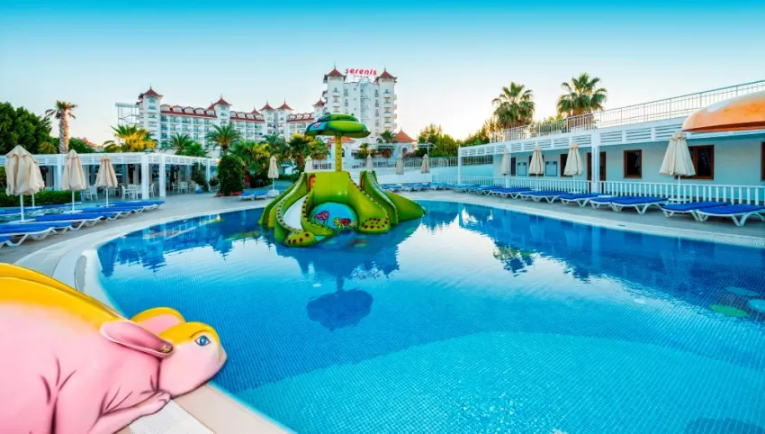 SERENIS HOTEL  5*-4