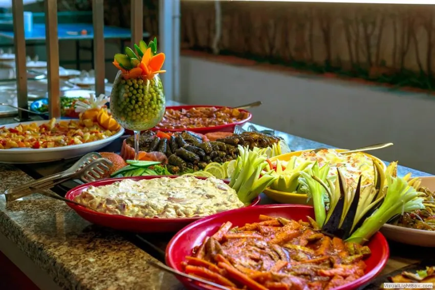 AKALIA SUITE HOTEL & SPA  3*-4