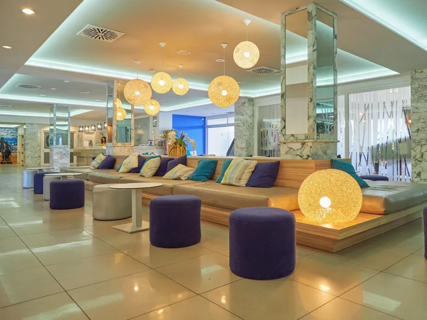 BQ Delfin Azul 3*-10