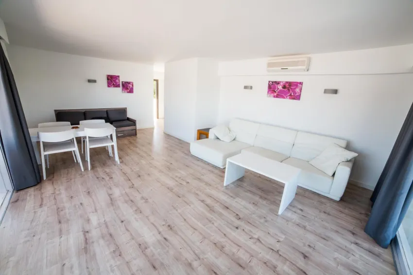 Pierre V. Mallorca Portofino 3*-15