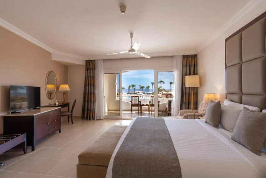 BARON RESORT  5*-66