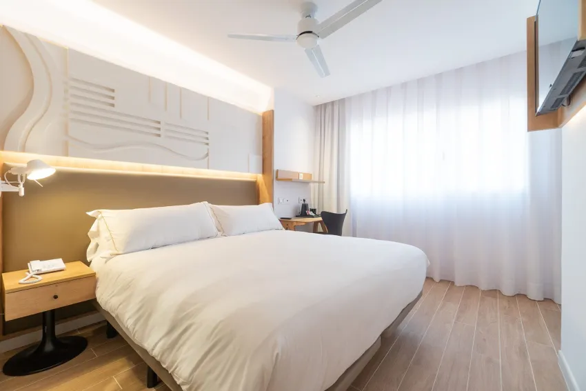 Senator Cala Millor 4*-12