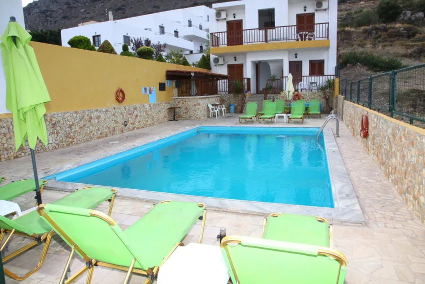 Elgoni Apartments 3*-13
