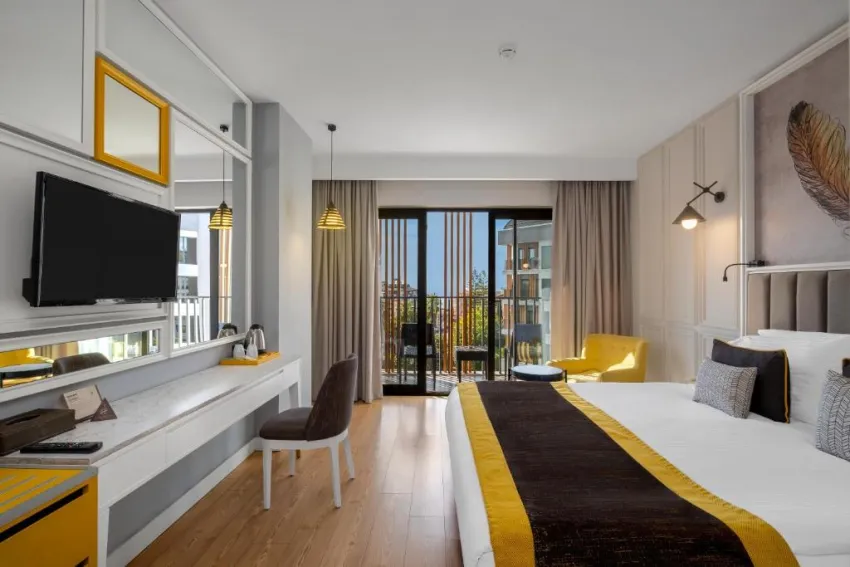 THE RAGA SIDE (ADULT ONLY 16+)  5*-23