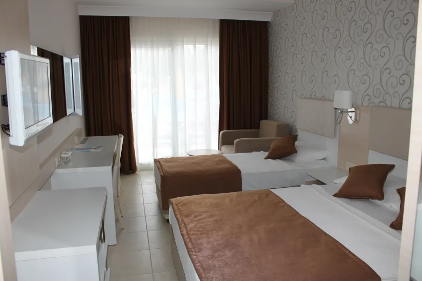 Club Mermaid Village 4*-18