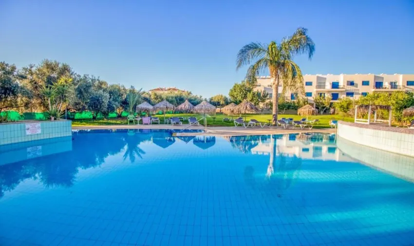 Captain Karas Holidays Apartments 3*-4