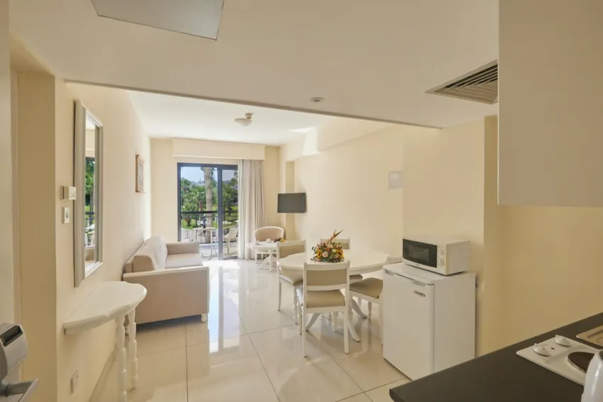 Tsokkos Gardens Hotel Apartments 4*-8