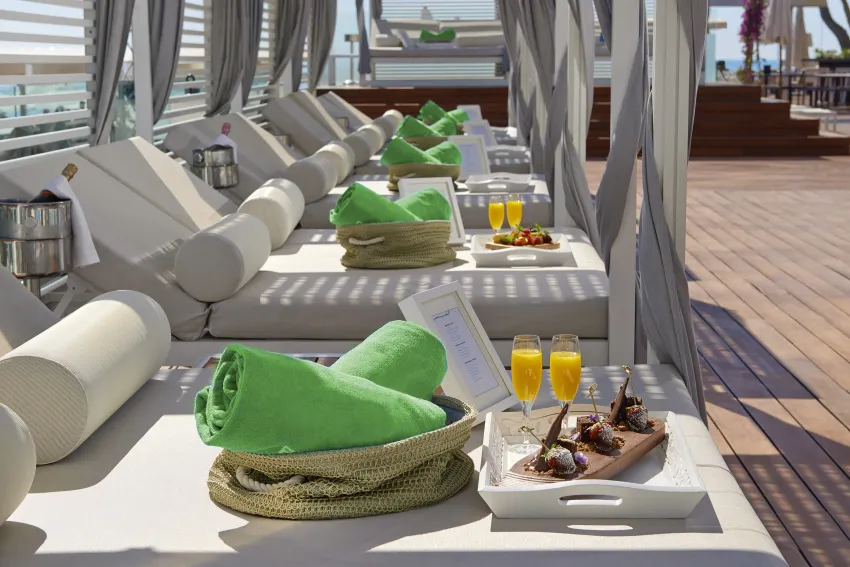 Melia South Beach 4*-143