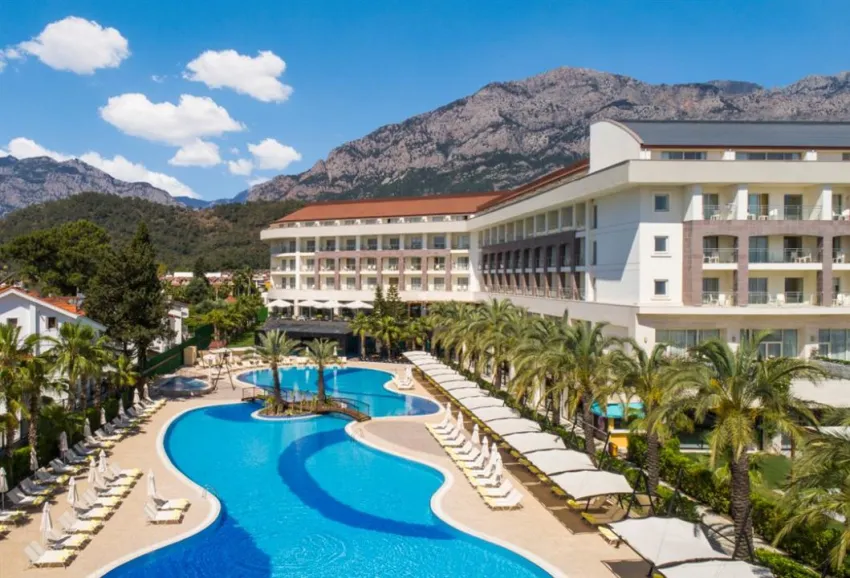 DOUBLETREE BY HILTON KEMER  5*-16