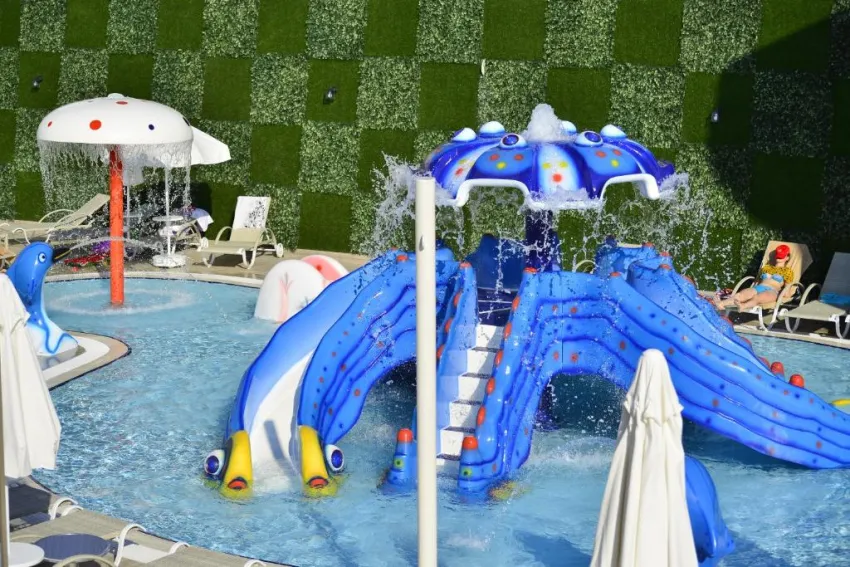 AZURA DELUXE RESORT & SPA HOTEL  5*-10