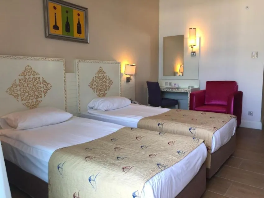 Crystal Admiral Aqua Collection 5*-26