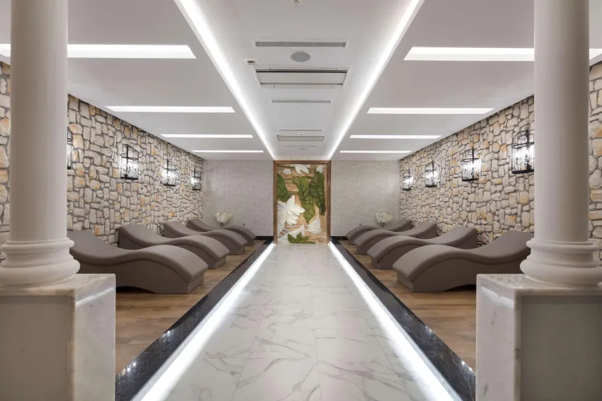 Granada Luxury Beach 5*-160