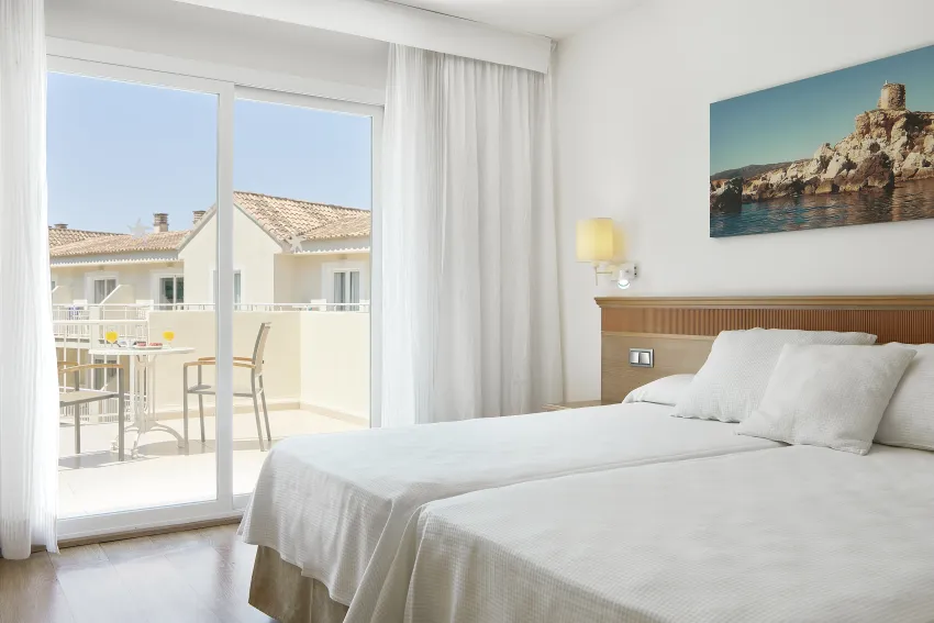 Iberostar Waves Club Cala Barca 4*-55