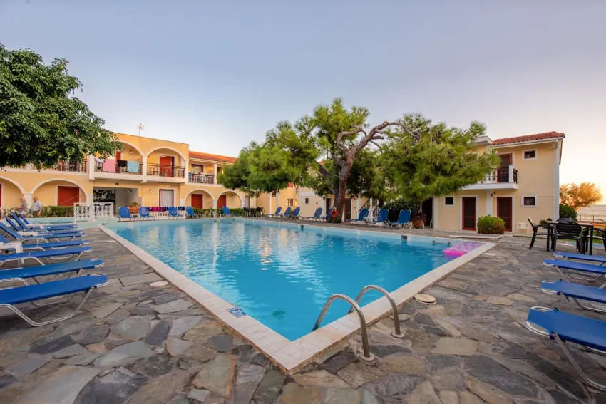 Iliessa Beach Hotel 3*-2