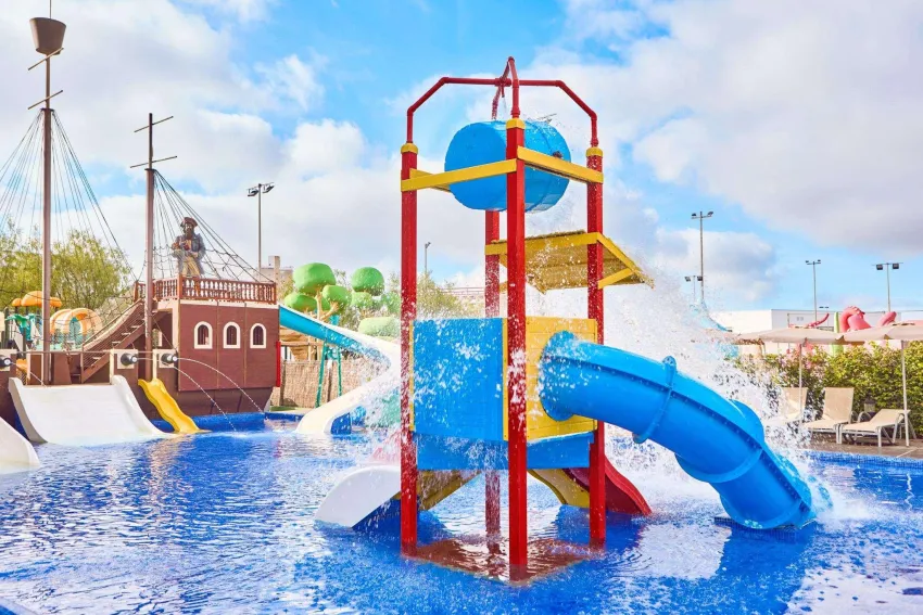 Zafiro Palmanova -72