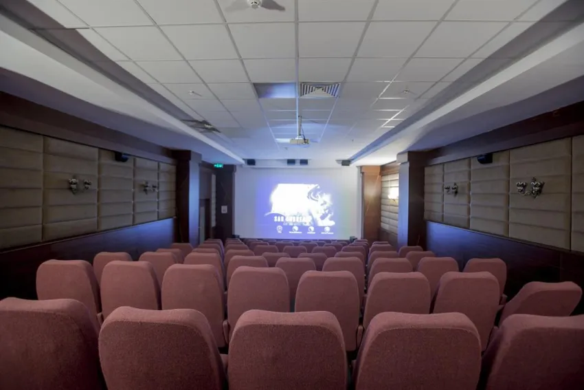 FAME RESIDENCE LARA  5*-21