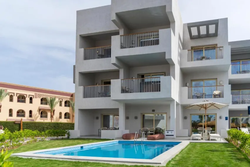 SUNRISE CRYSTAL BAY RESORT  5*-51