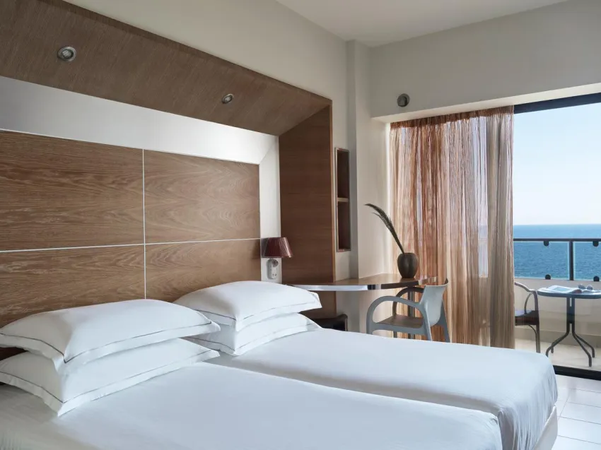 Esperos Palace 4*-80