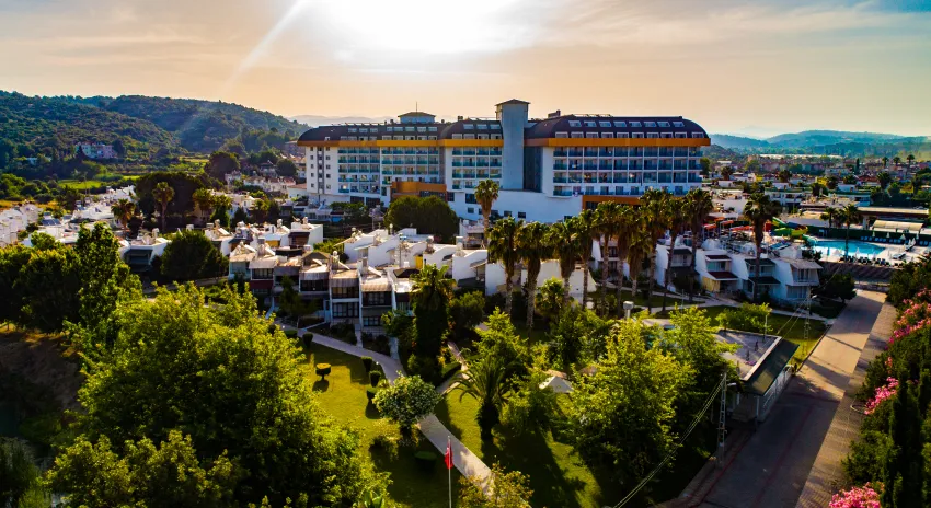 Throne Beach Resort & Spa 5*-1