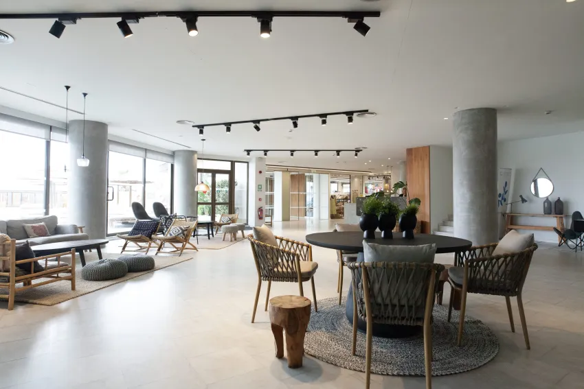 Blue Sky City Beach Hotel 4*-6