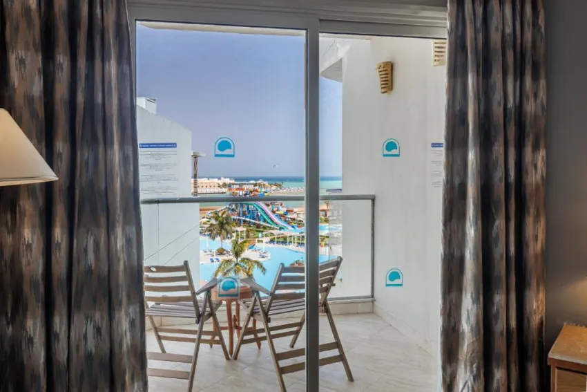 SUNRISE SERANO AQUA PARK RESORT  4*-23