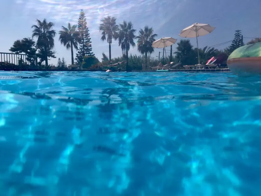 CHRISSELEN APARTMENTS 3*-9