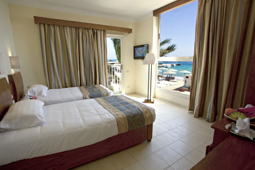 Empire Beach Aqua Park 3*-4